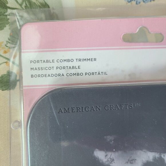 American Crafts 12-Inch Portable Combo Trimmer for Paper Crafts Scrapbooking NWT - Picture 9 of 16
